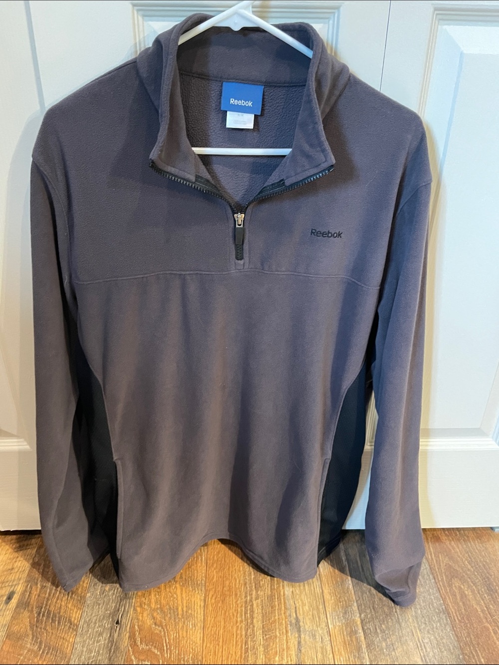 Reebok Fleece Quarter-Zip - Men’s Medium